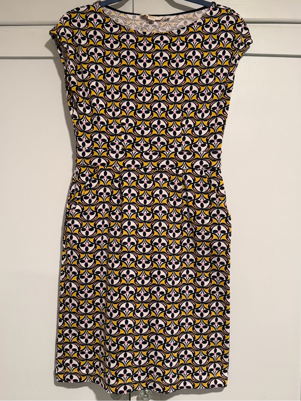 Boden Geometric Midi Dress in Navy Blue, Pink & Yellow, Size 6P EUC